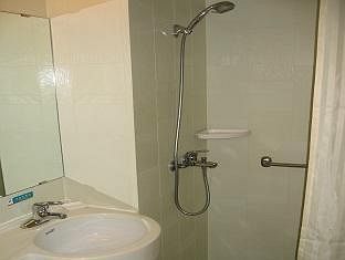 Jinjiang South Railway Station Hotel 3*